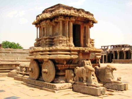 02_ancient_chariot_of_gods_at_Hampi_red(2).jpg